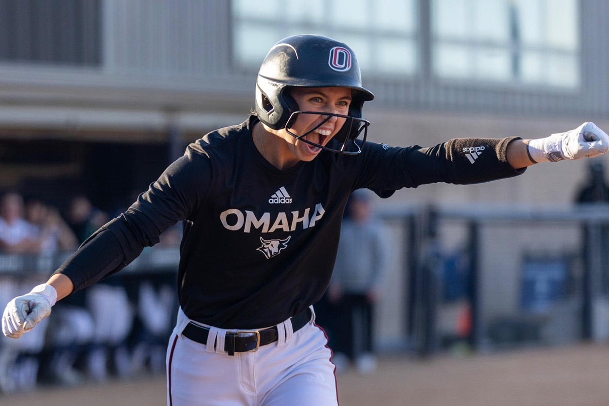 Omaha Mavericks player celebrates